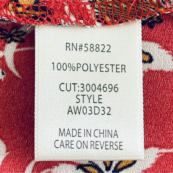 Max Studio Blouse V-Neck Front Tie Cape Sleeves Flattering Relaxed Lightweight - Picture 10 of 12